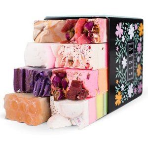 Finchberry Sampler GIft Tin of Handmade Vegan Soap NEW in box